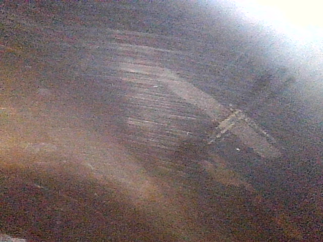 Cylinder 1 wall at 6 o'clock position