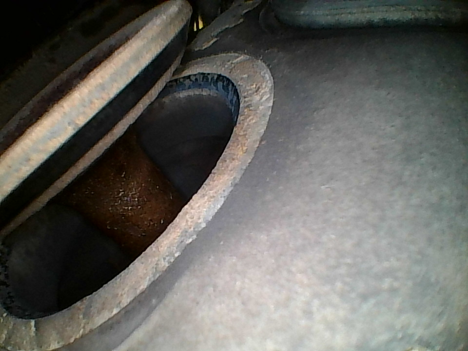 Cylinder 3 exhaust valve seat